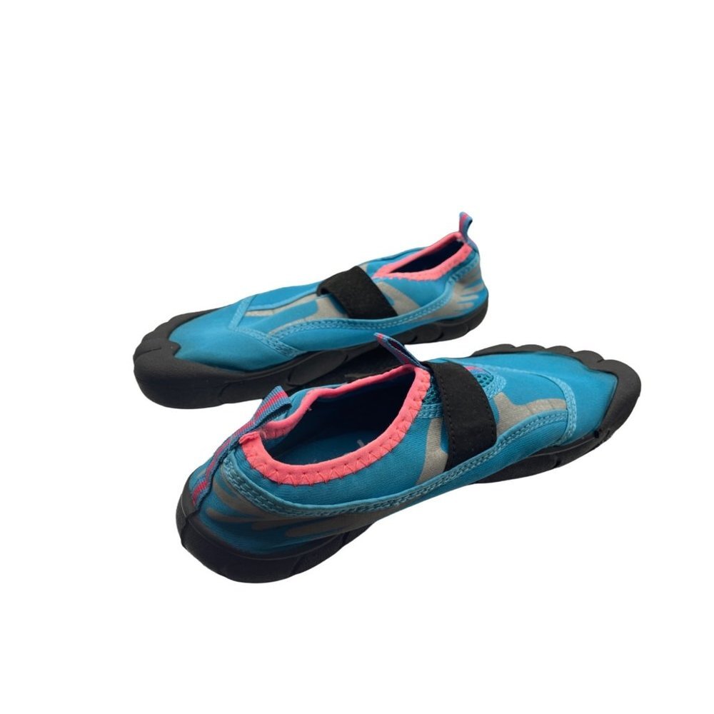 Strand Blue Gripping Water Shoes Sz 7
